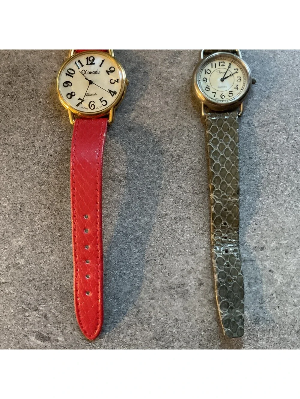 Beautiful Pair Of Vintage Womens Watches Both Watches Run Great Bin Z